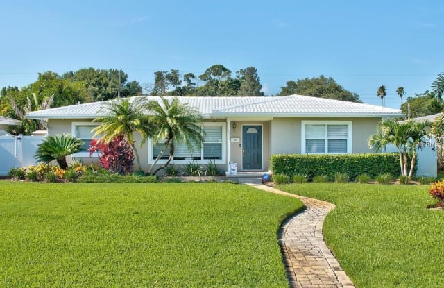 6650 3RD AVENUE N - 6650 3rd Avenue North, St. Petersburg, FL 33710