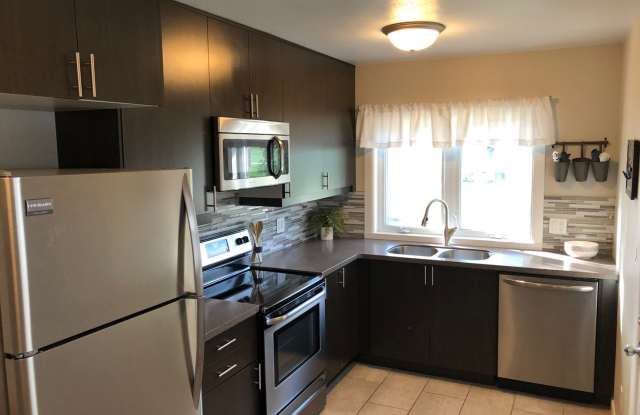 Updated throughout with new master suite! photos photos