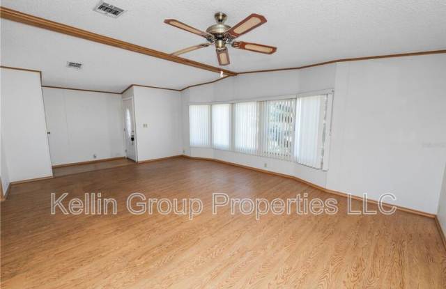 1706 Fox Hill Dr Gallery 2
