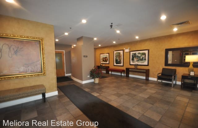 1000 E 53rd St.  #123 - 1000 East 53rd Street, Chicago, IL 60615