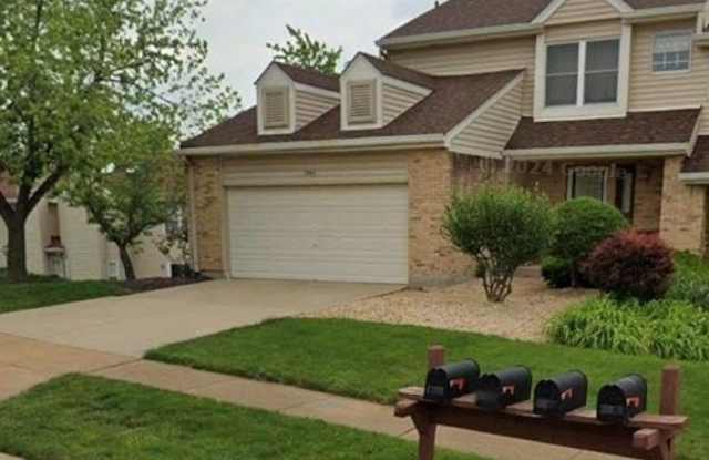 17081 Sandalwood Creek Drive Gallery 1