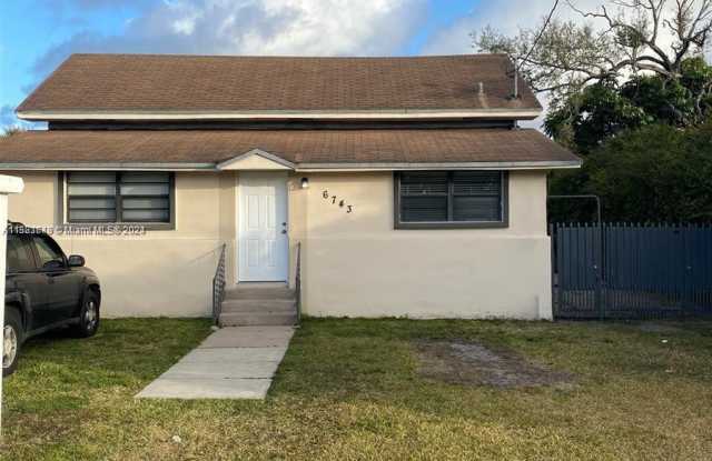 6743 SW 15th St - 6743 Southwest 15th Street, Coral Terrace, FL 33144