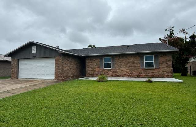 5917 Howard Rd - 5917 Howard Road, Callaway, FL 32404
