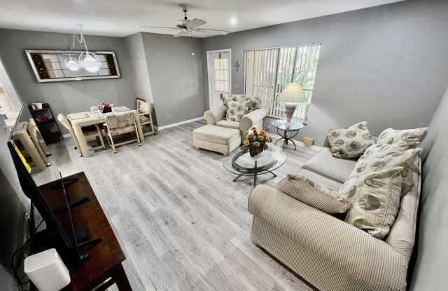 408 Pine Glen Lane photos photos