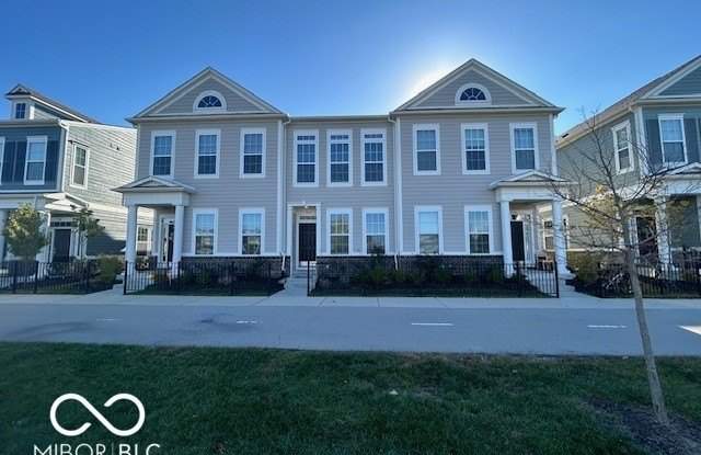954 Kinzer Avenue - 954 Kinzer Avenue, Carmel, IN 46032