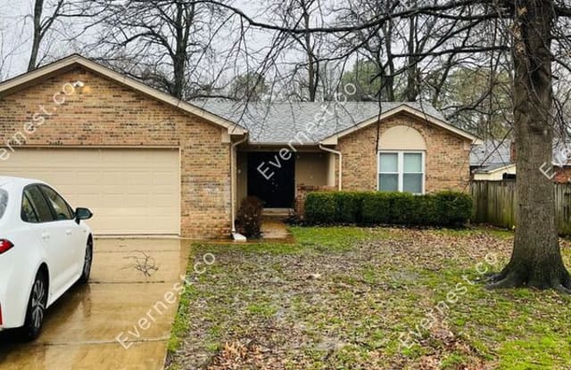 780 Pinestone Pl - 780 Pinestone Place, Southaven, MS 38671