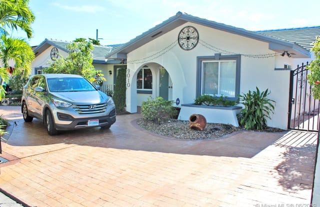 9010 SW 11th St - 9010 Southwest 11th Street, Westchester, FL 33174