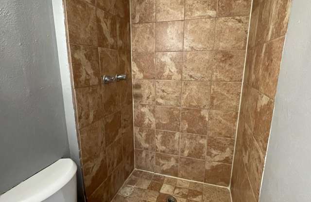 217 Zena Lona Street Northeast - 217 Zena Lona Street Northeast, Albuquerque, NM 87123