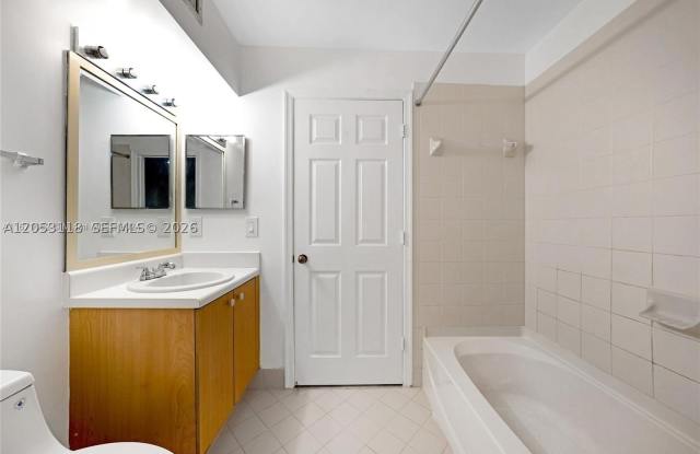 3903 Tree Top Dr Gallery 4