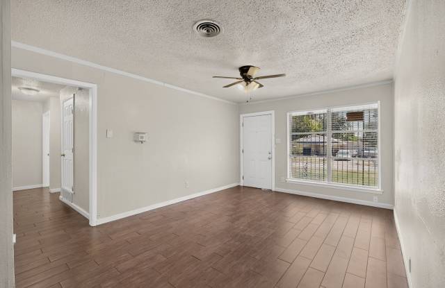 937 Cleardale Drive Gallery 2