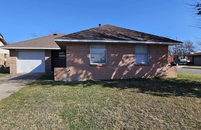 201 NW 80th St photos photos