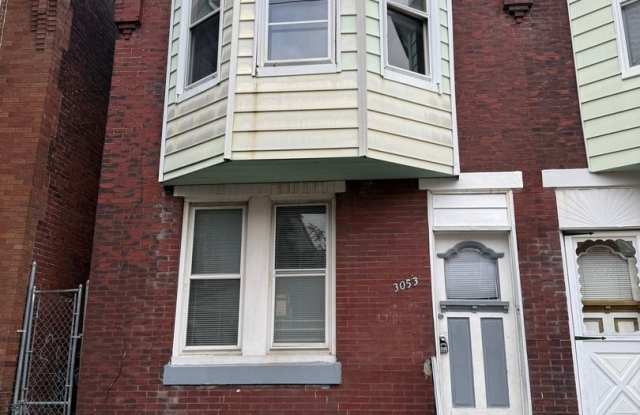 Port Richmond-traditional 3 bedroom home for rent photos photos