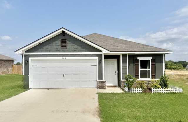 989 Martin St Gallery 1