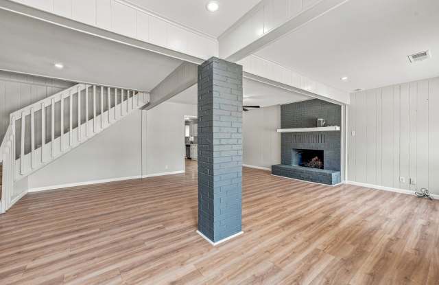 2771 S Fm 200 Gallery 4