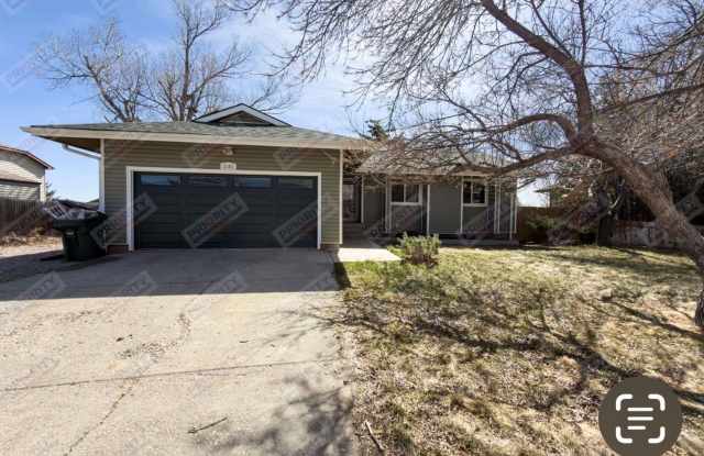 4-bedroom Home For Rent photos photos