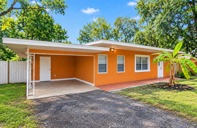 Move-In Ready Home in Tampa’s Sulphur Springs Neighborhood - 3bed | 2bath Gallery 3