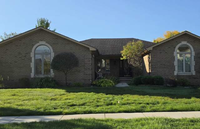 2664 Woodford Drive Gallery 1