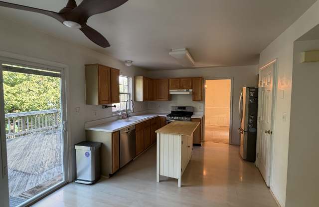 20536 Flattop Ct Gallery 4