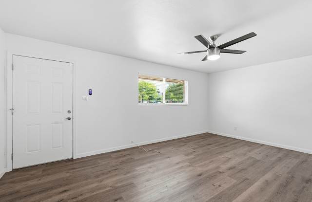 1329 North 48th Street - 5 photos photos