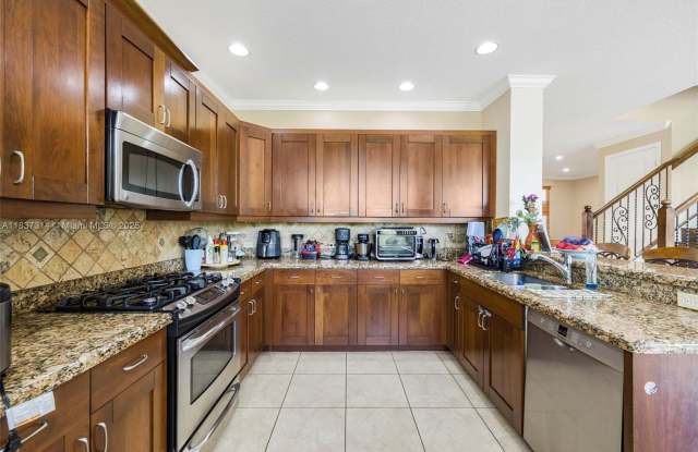 3055 NW 126th Avenue 303, Sunrise, FL 33323 photos photos