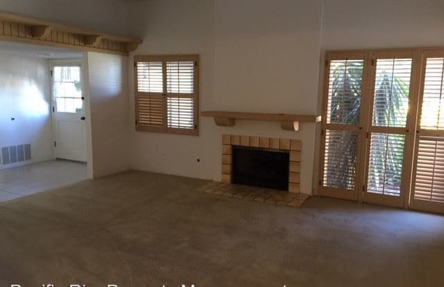 16685 Casero Rd - 16685 Casero Road, San Diego, CA 92128