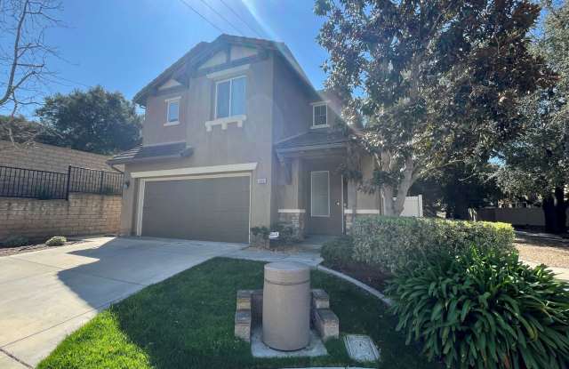 Newbury Park 3+2.5 w/bonus room + upgrades! photos photos