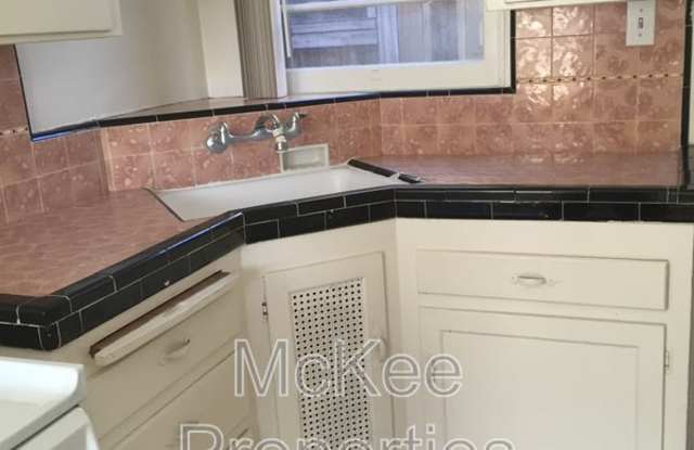 2634 Myrtle Avenue photos photos