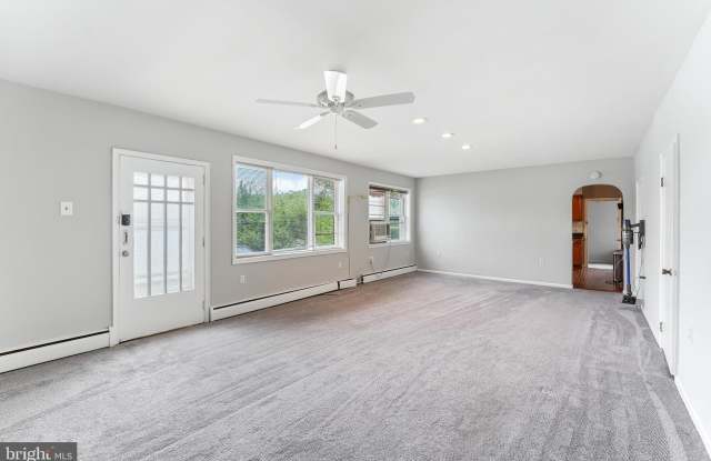 3905 W LINCOLN HIGHWAY - 3905 West Lincoln Highway, Chester County, PA 19365