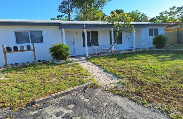 684 NE 37th Street unit: 3 photos photos