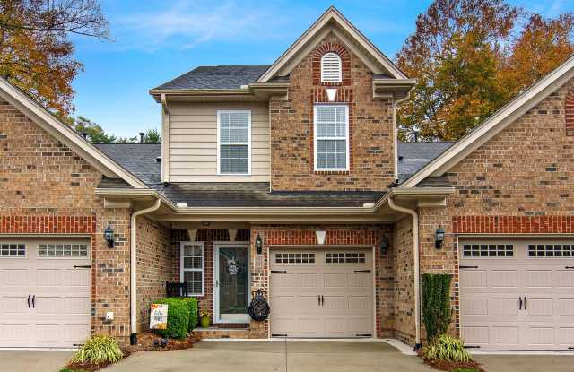 Fully Furnished 3BR Townhome with Utilities Included Gallery 3