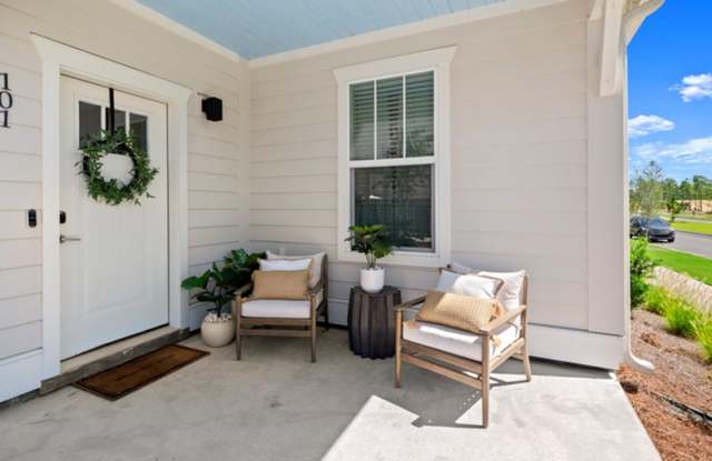 The Villas at Bloomingdale Gallery 2