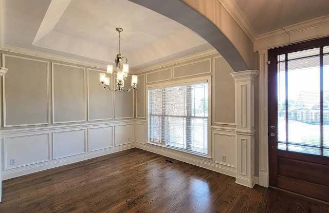 8263 Robertsview Drive Gallery 4