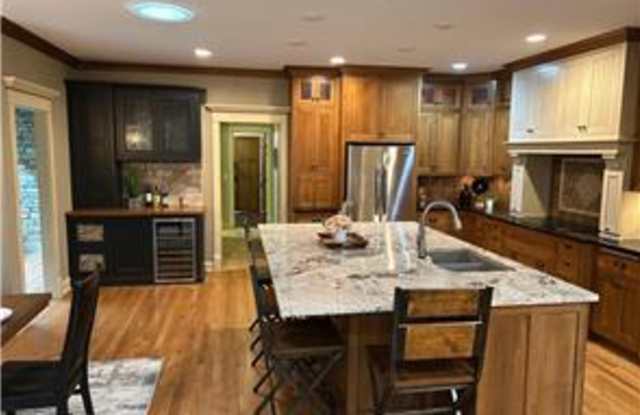 10560 31st Pl NE Gallery 4