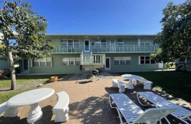 66 Easthampton C photos photos