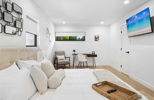 3737 Frow Ave Gallery 2
