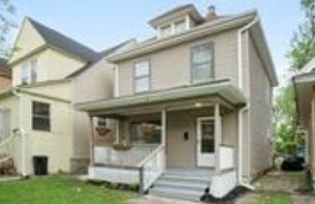 424 Kensington Ave Gallery 2