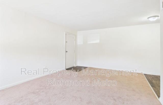 1904 Warren Ave - 1904 Warren Avenue, Hopewell, VA 23860