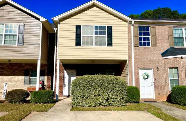 Welcome to the fabulous 2 Bedroom / 2.5 Bathroom Townhome in the vibrant community of Decatur, GA! - 1550 Eastern Sunrise Lane, Panthersville, GA 30034