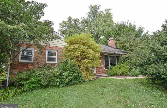137 COURTHOUSE ROAD SW Gallery 2