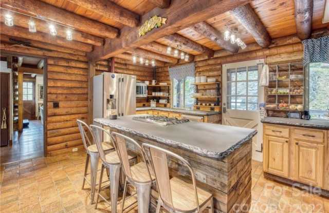 1499 Turkey Creek Road Gallery 3