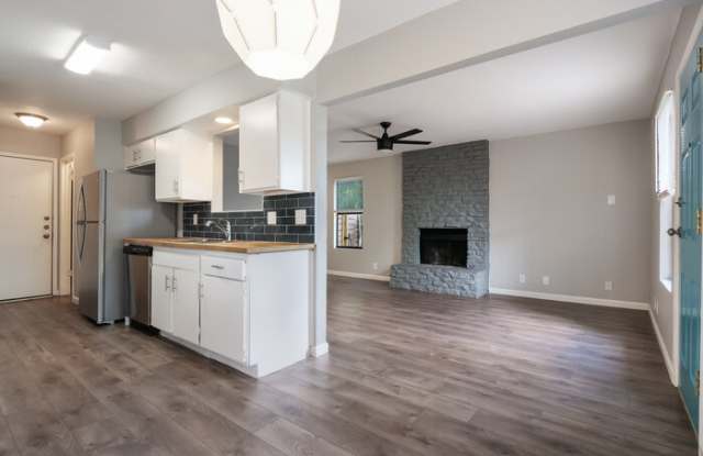 409 Parkhill Cove Gallery 4