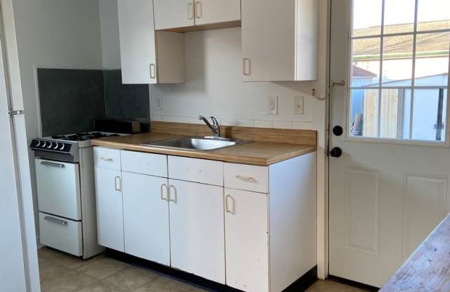 Buckeye Lake Two Bedroom House Gallery 2