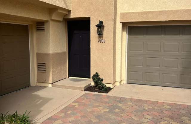 Wonderful townhome in Carlsbad with panoramic views - 4108 Peninsula Drive, Carlsbad, CA 92010