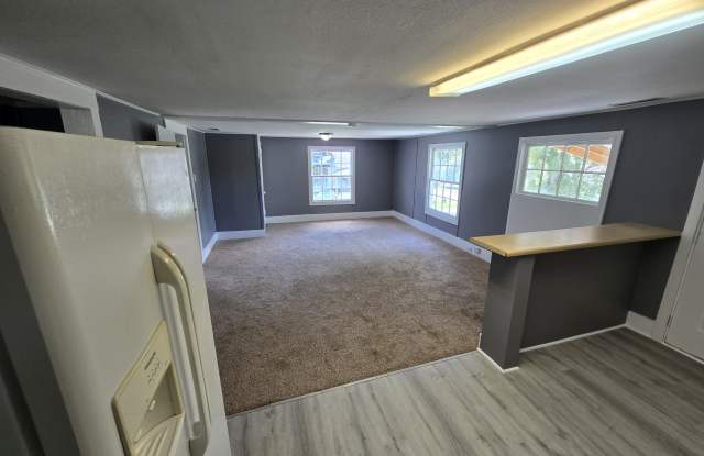 104 Nichols StreetUnit 2 Gallery 2