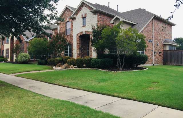 2562 Autumn Lane Gallery 2