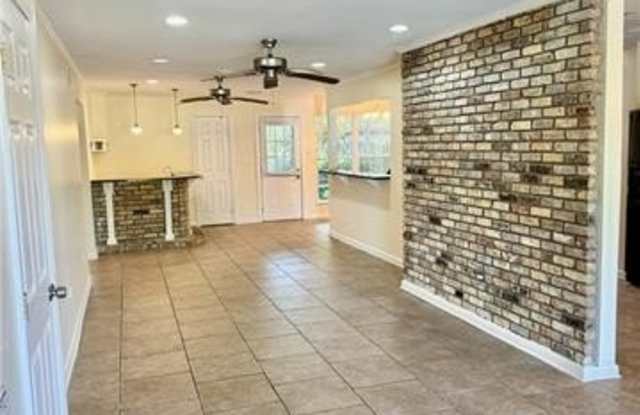 6700 PONTCHARTRAIN Boulevard Gallery 2