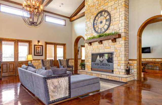 11682 Alamo Ranch Pkwy Gallery 2