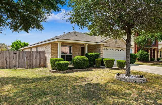 Charming 3-Bedroom Home with Flex Space - Realtor Commission: $500 Gallery 4