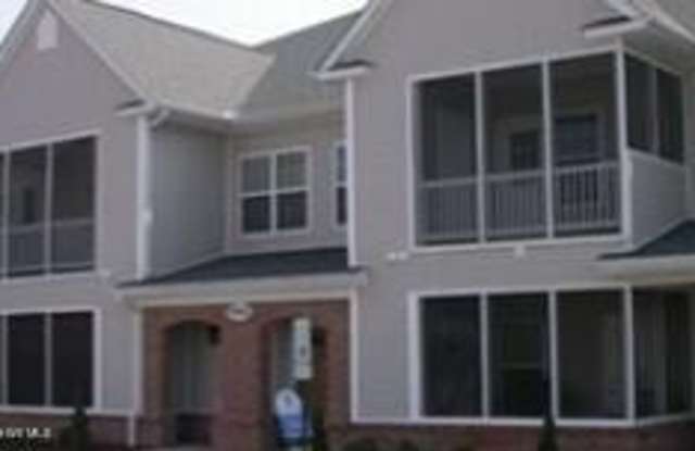 1942-201 Tara Court photos photos