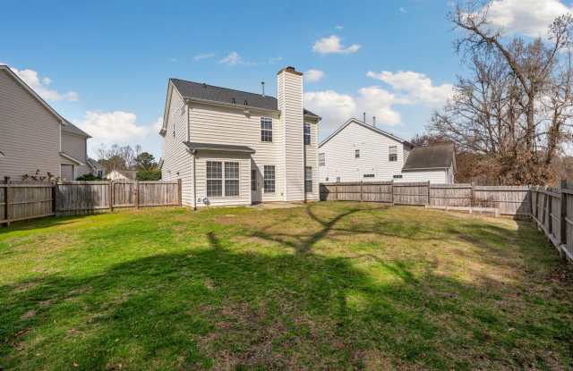 South Durham Cul-de-Sac Home With Fenced Yard! photos photos